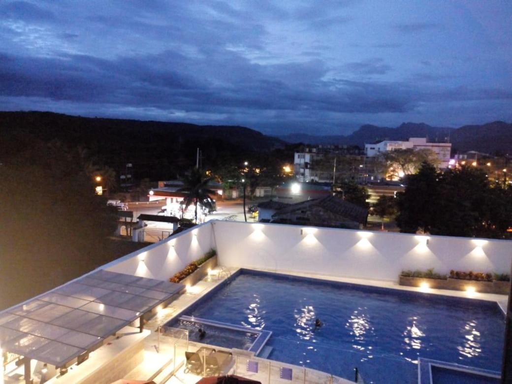 Hotel Karmel Melgar Bagian luar foto
